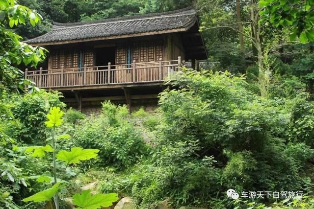 浙赣皖最美公路，一路尽是山青水碧、古村名镇，顺山蜿蜒美不胜收