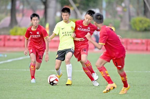 着手未来!恒大海外足球青训助力中国足球未来