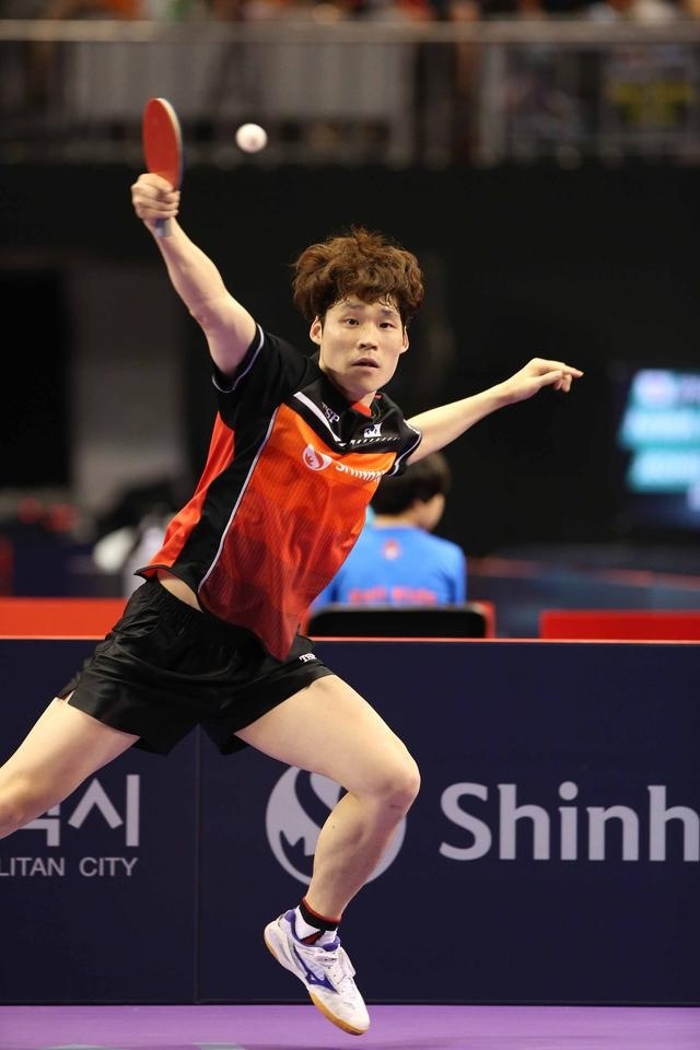 许昕溃败!1:4惨遭张宇镇淘汰,后者曾对张继科出