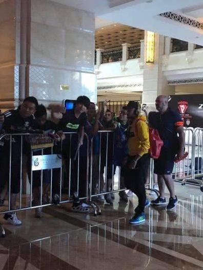 内马尔抵达深圳 法国超级杯2018巴黎VS摩纳哥