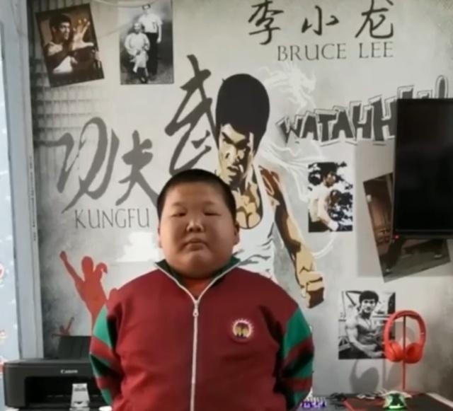 11岁面部成为,学期秒变表情,想练武像他新表情男孩包图片