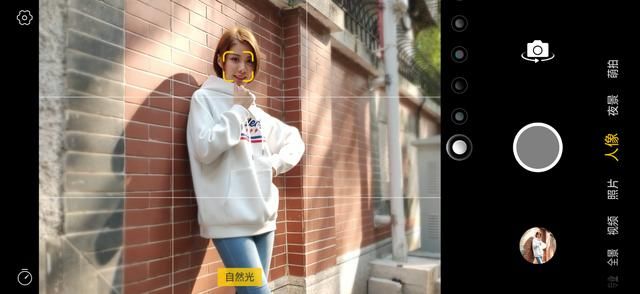 怎么让女朋友开心的实用方法 t018349d480f8bea9ec.jpg