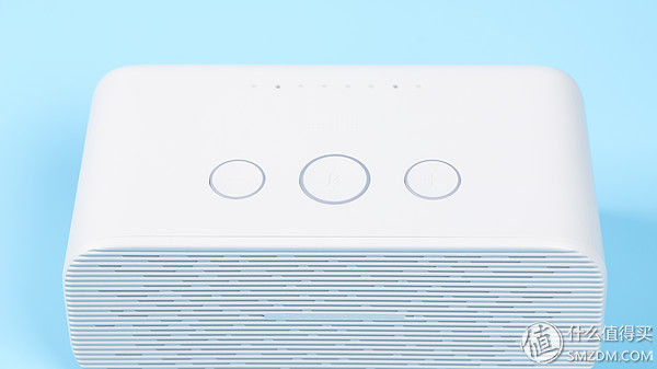 很便宜的智能音响:天猫精灵 方糖 智能蓝牙音响