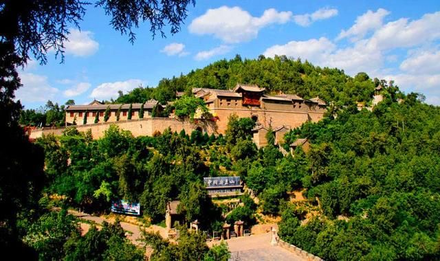 山中仙境“梨树湾”