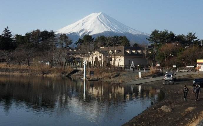 日本人为了解决这一大问题，连本国的“基本文化”都抛弃了