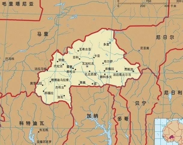 划分为45个省的布基纳法索