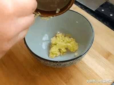 酒店里的拍黄瓜为什么那么好吃呢? 秘诀全在这里了, 做法极其简单