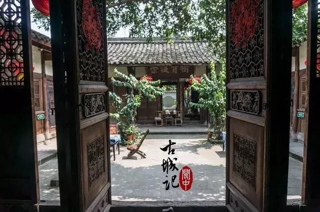 央视直播，全球瞩目！春节就去川内这6个地方，过个闹热年！