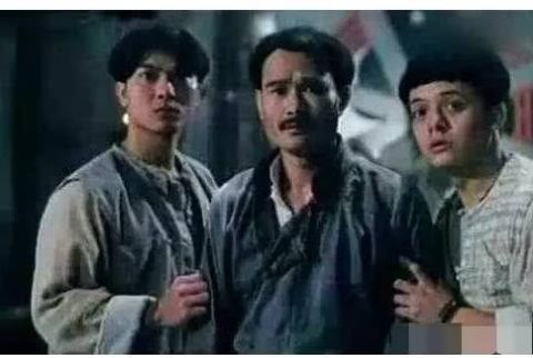 林正英的经典僵尸片你都看过几部?这9部一部