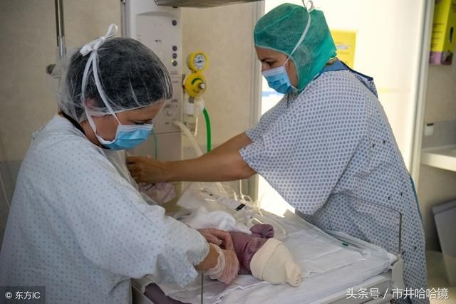 儿媳生双胞胎,婆婆拒绝伺候月子,闺蜜甩出一万压岁钱后老人笑了