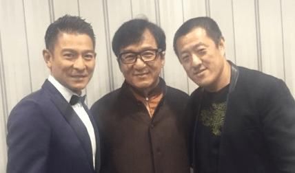 金晨本人再次辟谣与贾乃亮恋情:猫不是一只猫