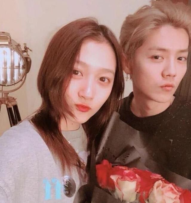 关晓彤出国不是录跑男?知情人澄清录制名单没她,只是陪鹿晗去玩