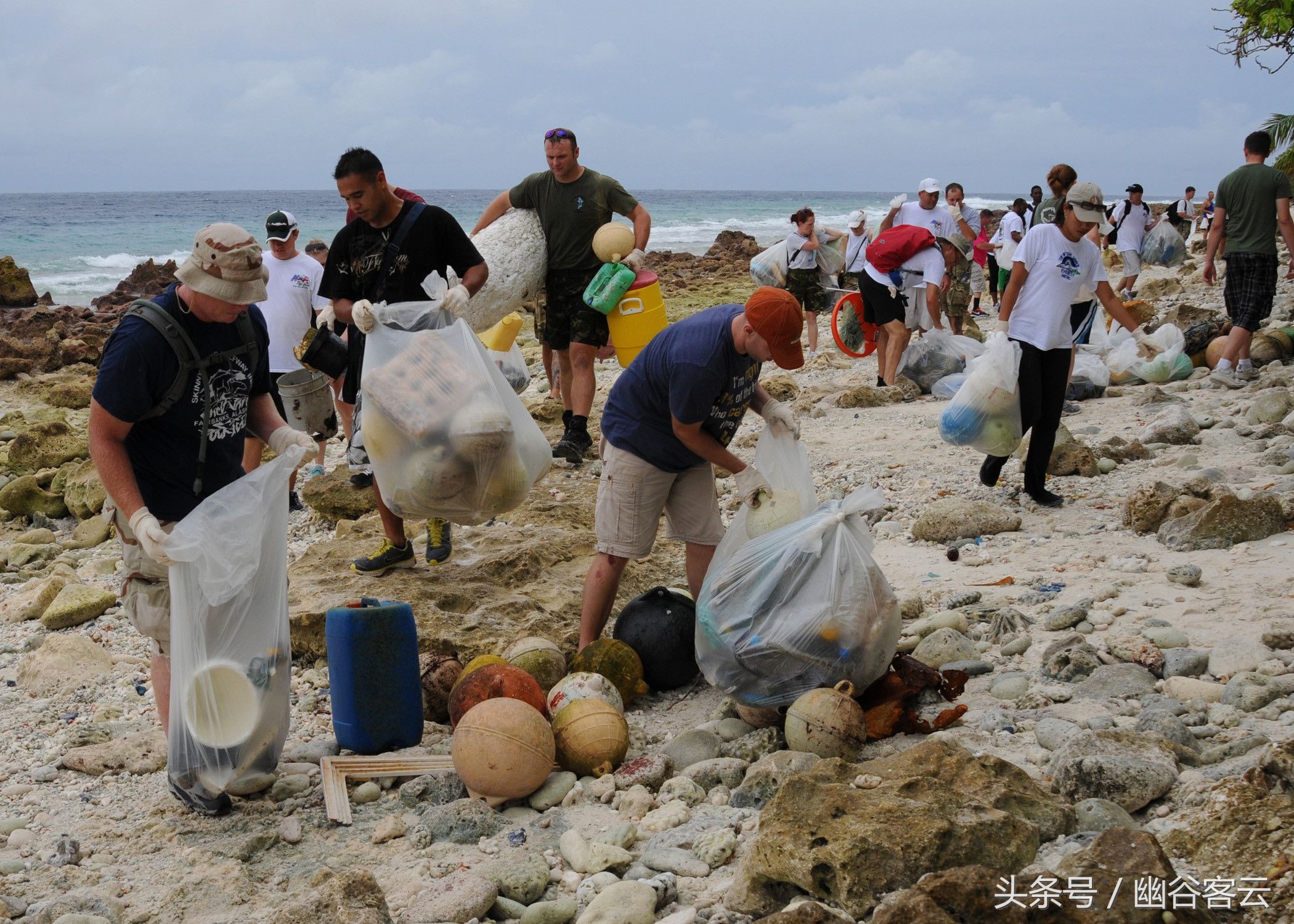 全球第一大的垃圾场:不在陆地上而在海洋里，面积相当于四个日本