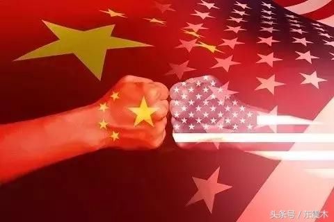 有网友问,为何要买美国政府国债借钱给他们花