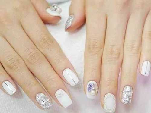 在家怎么自己做美甲教程 t0187e94cc22512d0e9.jpg