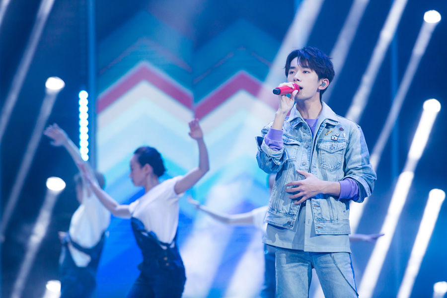 青年 耀青春纪念五四运动100周年文艺晚会》