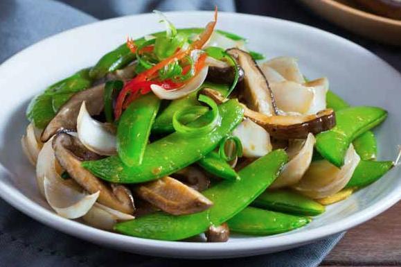 美食推荐:香煎土豆泥茄盒,孜然蒜苔牛肉,香菇百