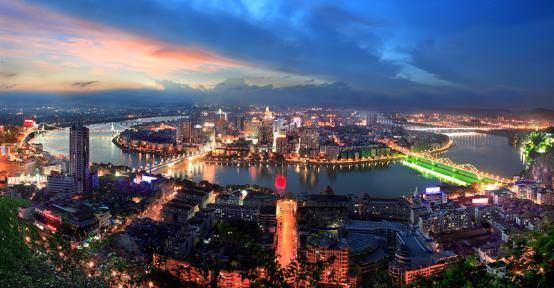 广西最安逸城市，物价低工资高，年轻人来了都不想走!