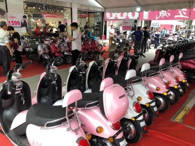 @南宁人,电动车新规4月15日实施!7大热点问题