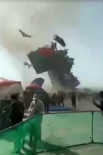 直击河南商丘万亩梨园龙卷风现场:气垫床被刮