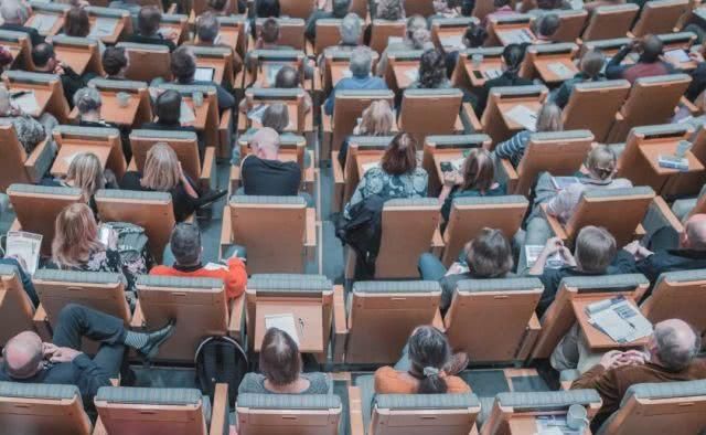 上不了大学就上大学生