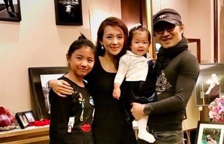 40岁章子怡二胎想要男孩,带2个孩子和汪峰办婚