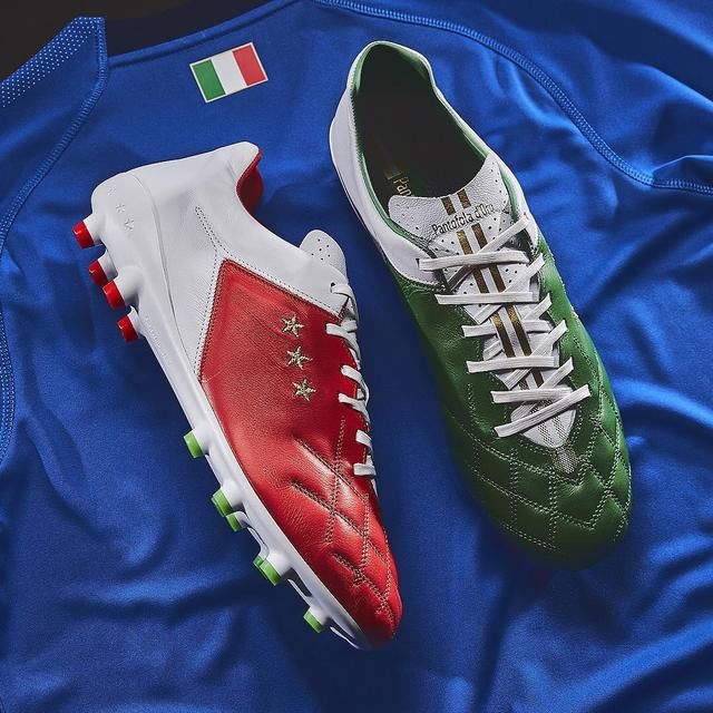 你想知道把意大利国旗穿在鞋上是什么感觉吗?