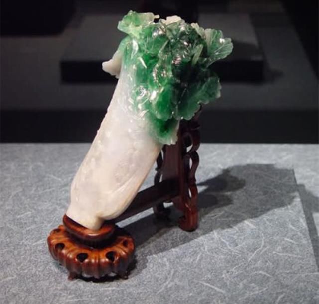 慈禧身上最值钱的一个物品,估值8.1亿,颠沛流离