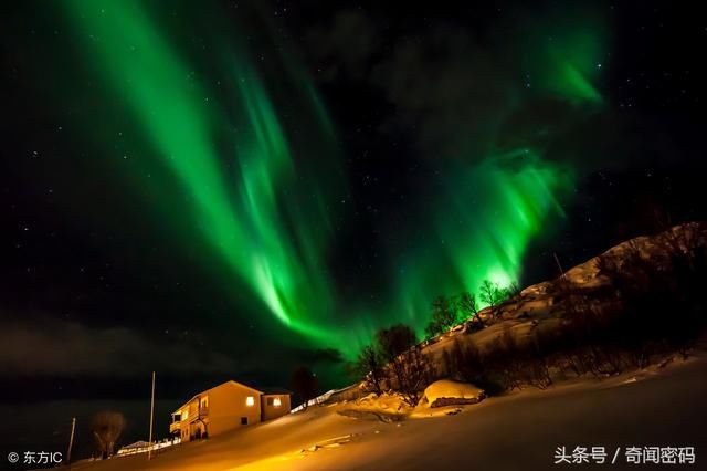 太阳和地球在暗中较量，大气层和磁场成为地球的护身符