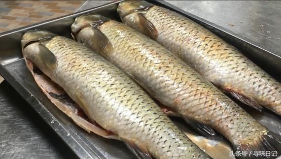 荆州鱼糕落户宁波，师傅现场示范制作过程