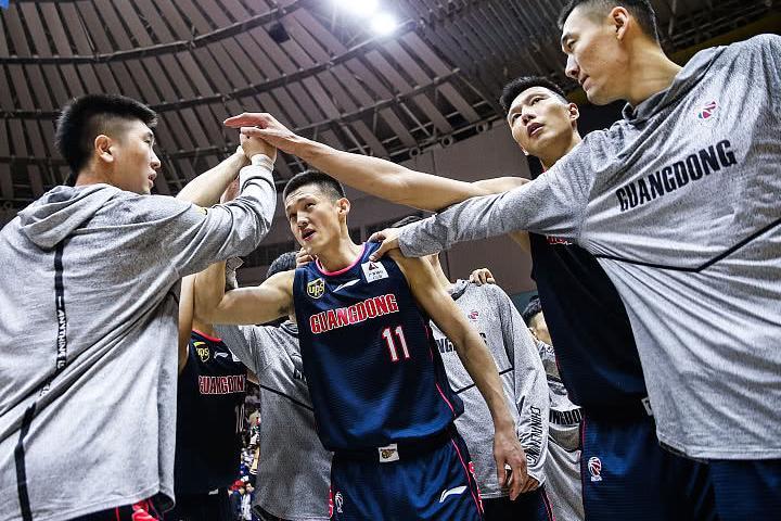 上海男篮中于更换外援了