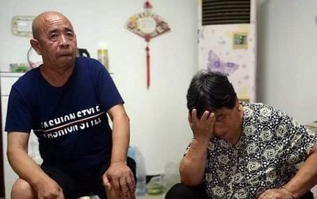 小叔子结婚公婆给二十万彩礼,不到半年时间,全家人彻夜难眠!