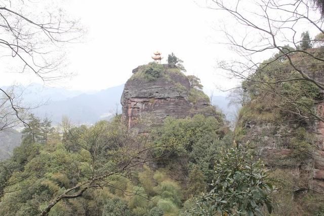 花漫秘境里 醉美齐云山