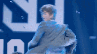 陈立农get妈妈心,蔡徐坤C位潜力股…《偶像练