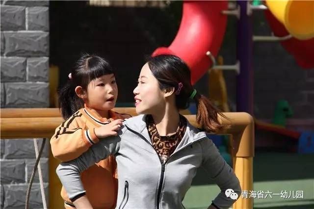 青海省六一幼儿园开展以感恩母亲节为主题的