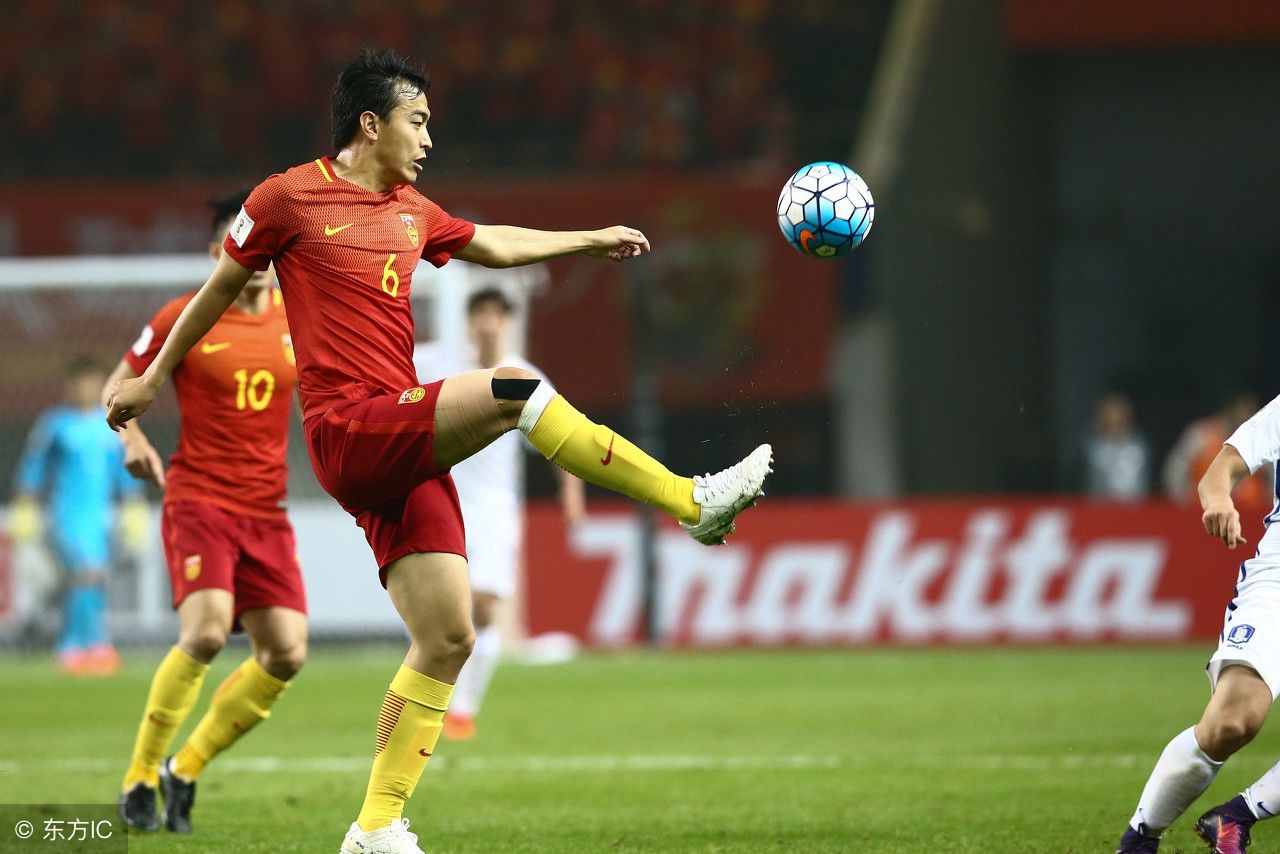 中国足球十大球星 中国足球现役球星排名 中国