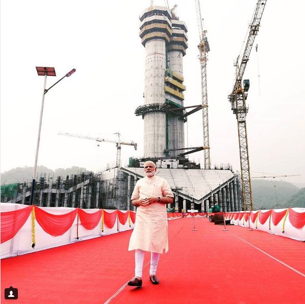 印度斥资4.6亿美元建世界最高雕像