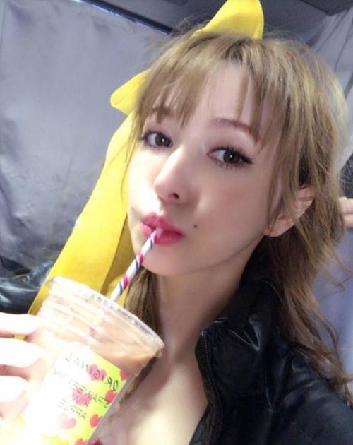 怎么让女朋友快速变胖 t01907dfb0bf405dd11.jpg