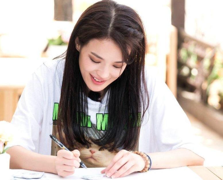 舒淇《中餐厅2》中披头散发引观众反感, 但背