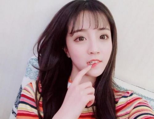 怕跟温婉相同下场?抖音莉哥连夜删微博,要掩盖