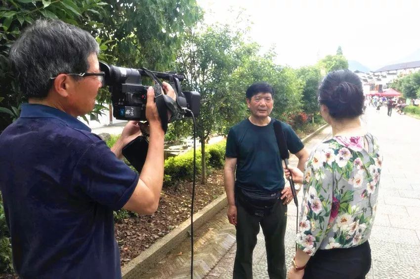 全国首个“中国气候宜居城市“迎来首个千人旅游团！