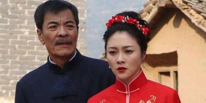 《初婚》曝拍摄条件简陋 剧组三天洗不上澡