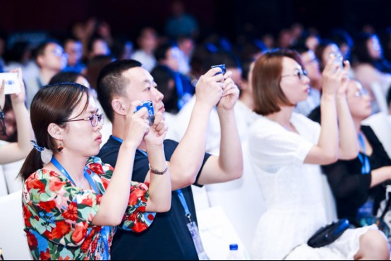 视连通携场景化AI案例 亮相梅花网传播业大展