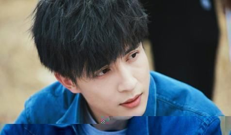 薛之谦借新歌《渡》发声:人设可怜,希望谅解!网