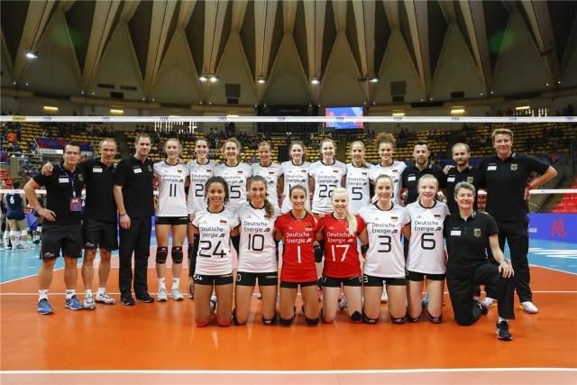 郎平携朱婷休战 曾春蕾归队 德国最后一站中国