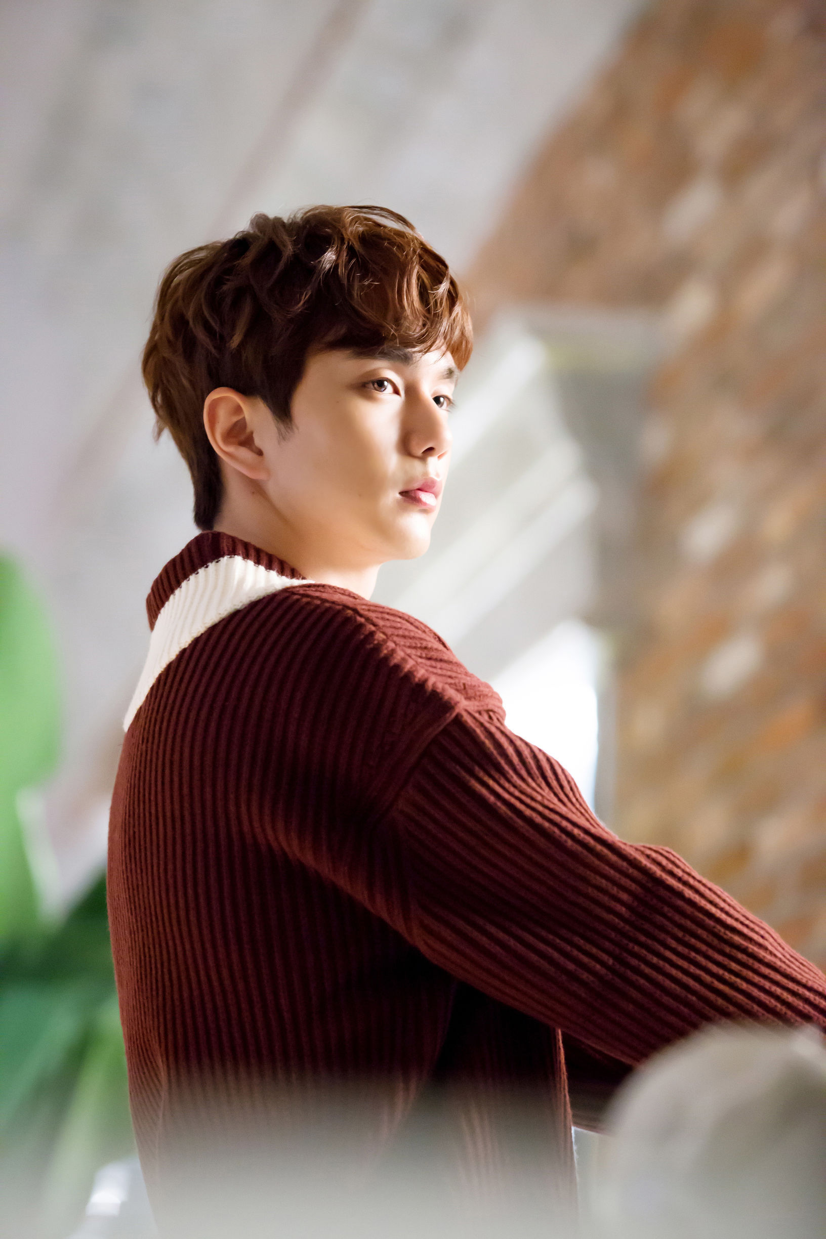 韩剧《不是机器人啊》男主角俞承豪超清手机壁