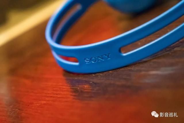 上手玩:潮牌纵享无限资源,索尼耳机WH-CH400