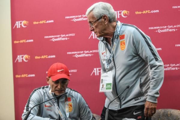 今年的中国足球男足