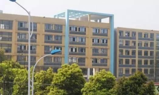 财政部再次降低消费品关税 部分进口奶粉关税