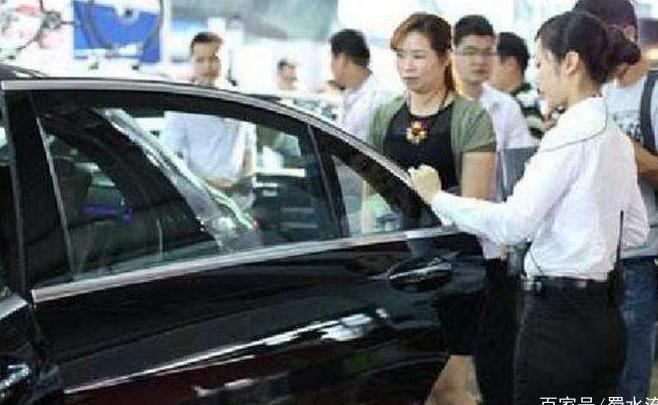 为什么很多在外打工的人月薪只有几千块都买车